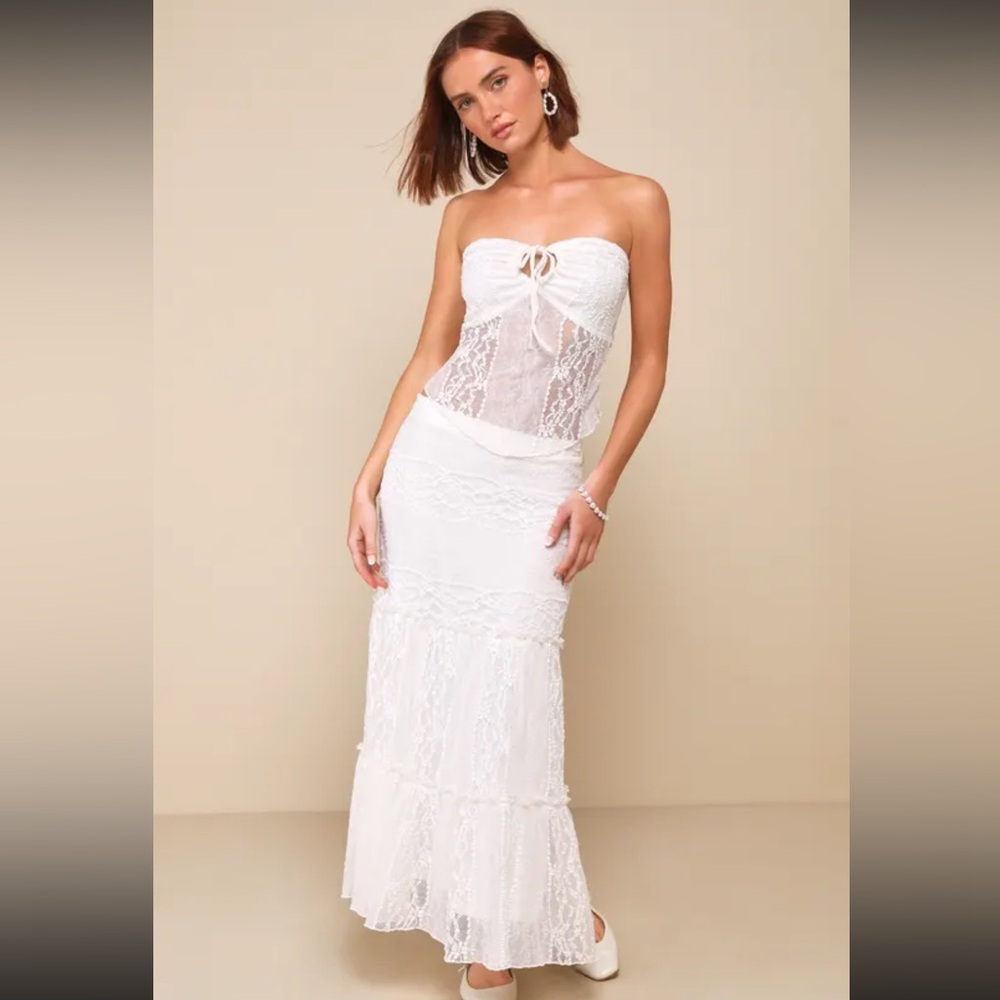 Flawless Breeze Ivory Lace Tiered Strapless Two-Piece Midi Dress🐚✨🤍
